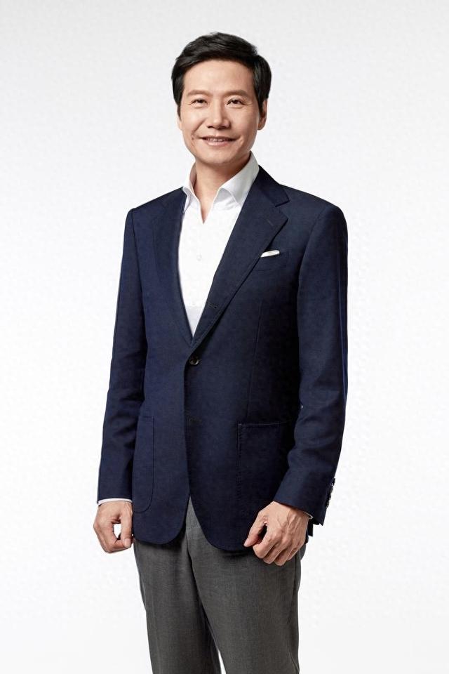 全國人大代表雷軍關(guān)注自動駕駛：明確時間表，設(shè)立專屬保險