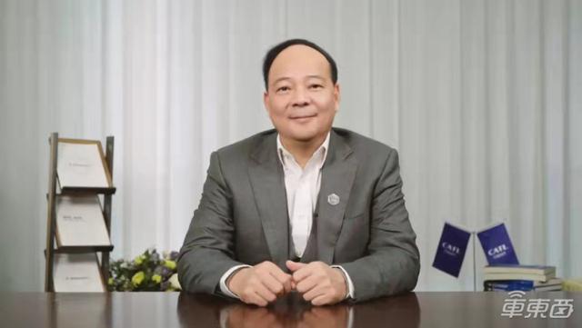 雷軍盯上“綠牌”登熱搜！力爭明年實(shí)現(xiàn)自動駕駛，廣汽呼吁換電加速推廣