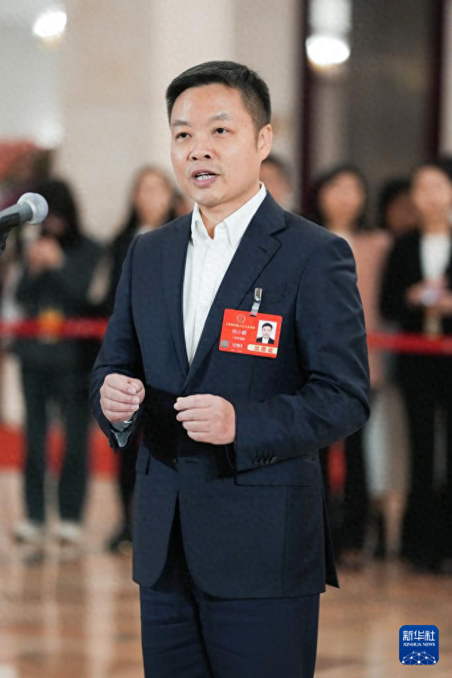何小鵬：期待中國能站在世界自動駕駛標(biāo)準(zhǔn)規(guī)范前面